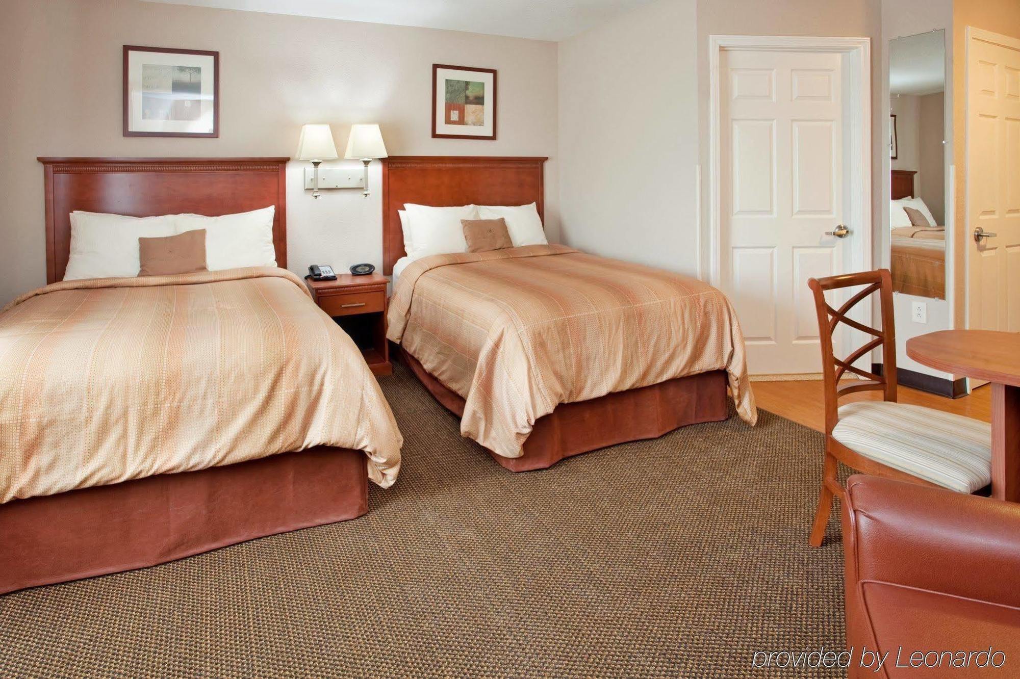 Candlewood Suites Kansas City Airport Habitación foto