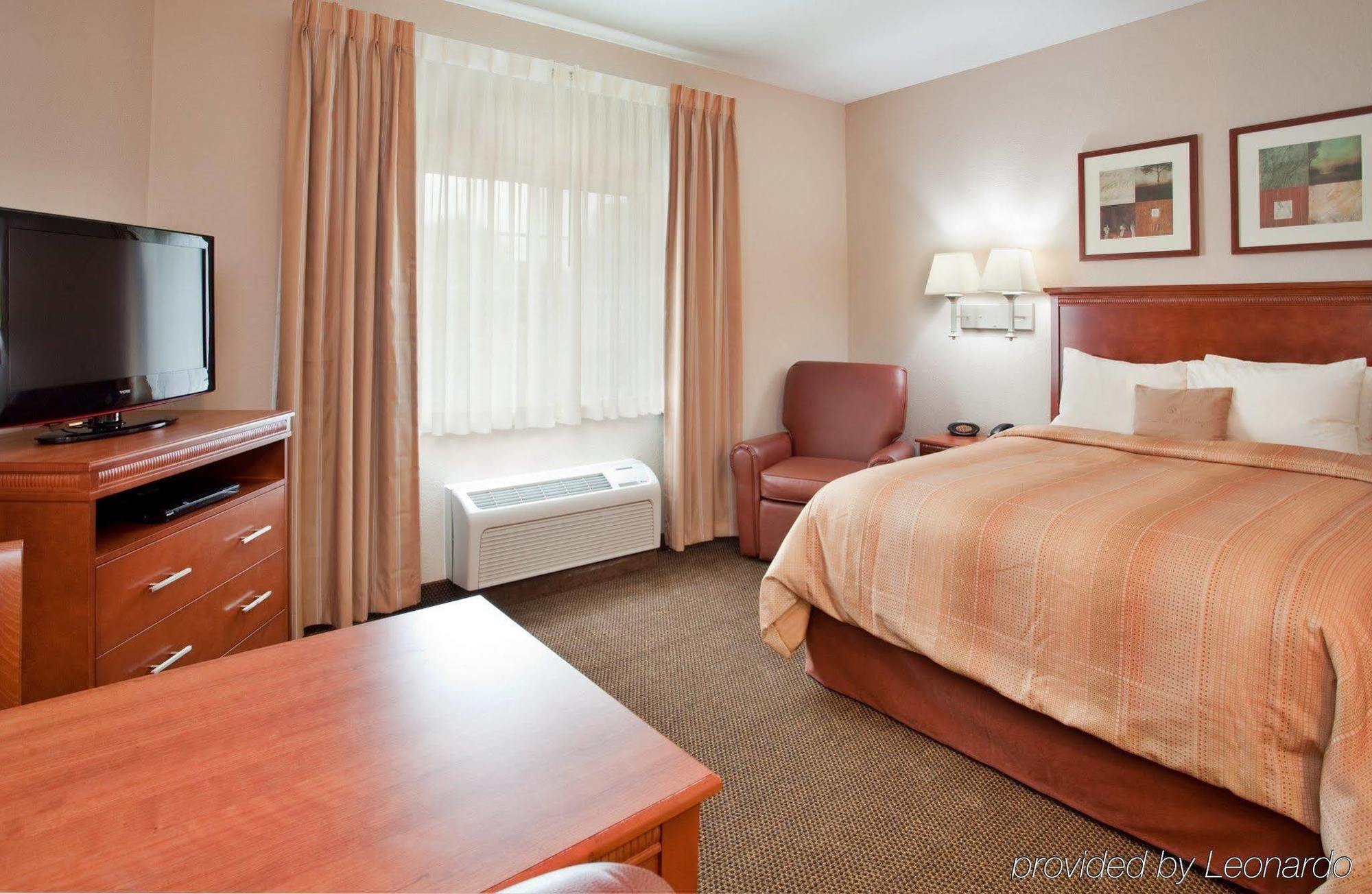 Candlewood Suites Kansas City Airport Habitación foto